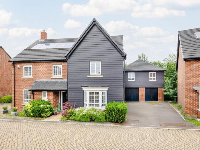 House for sale in Duton Hill, Essex