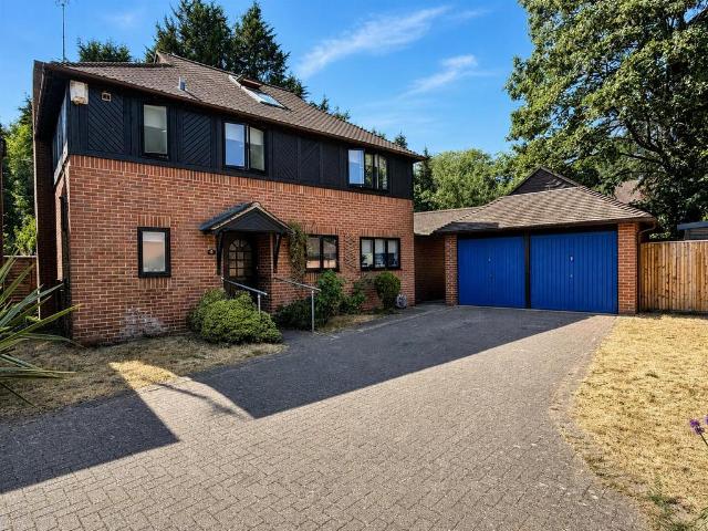 House for sale in Berrick Salome, Oxfordshire