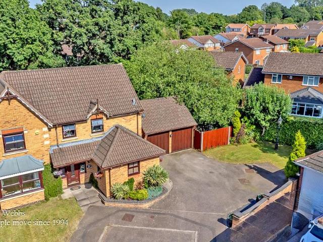 House for sale in Bloxwich, West Midlands