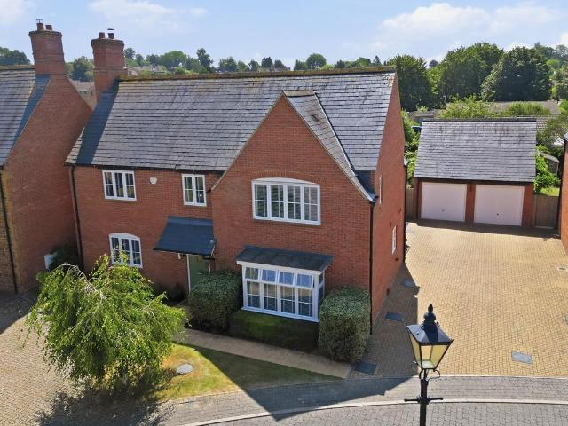 House for sale in Kings Sutton, Northamptonshire