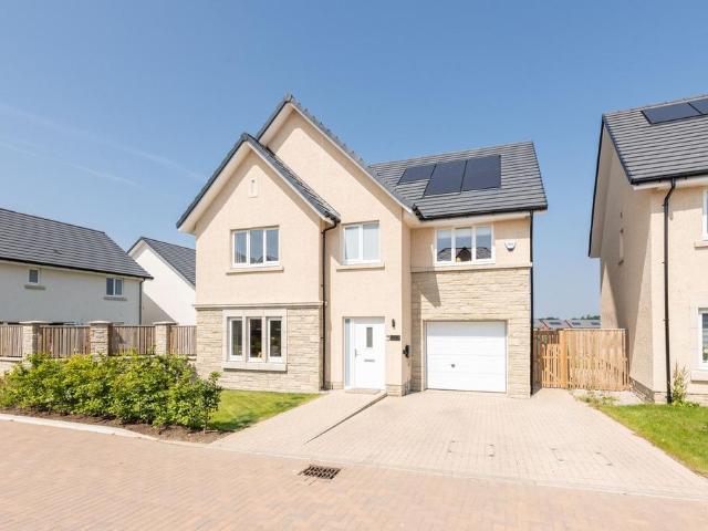 House for sale in Calderwood, Ormiston