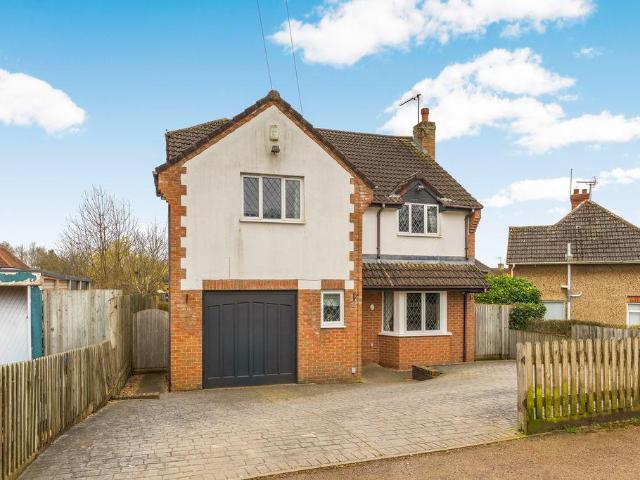 House for sale in Kings Sutton, Northamptonshire