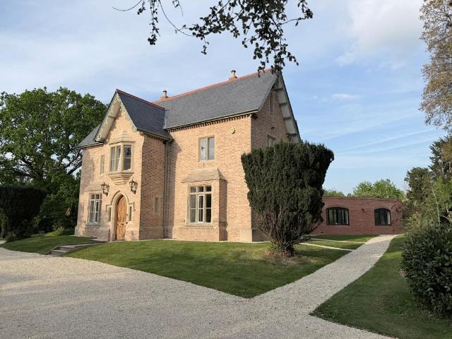 House for sale in Woodbury Salterton, Budlake