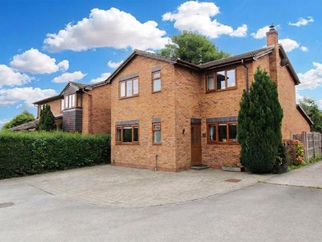 House for sale in Soughton, Wales