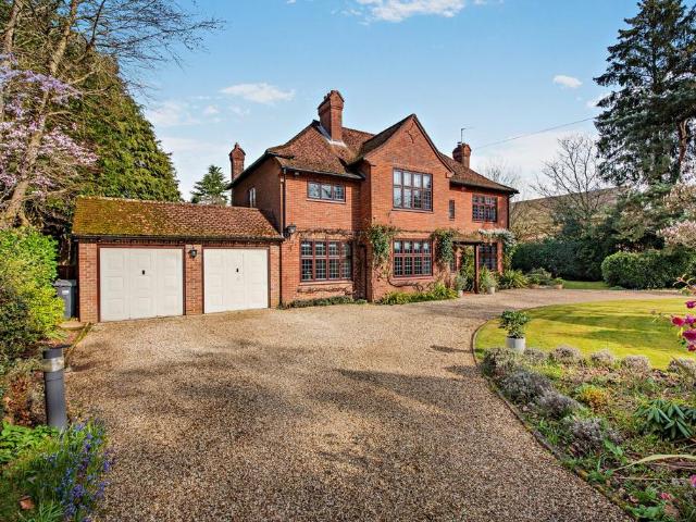 House for sale in Wash Common, Enborne