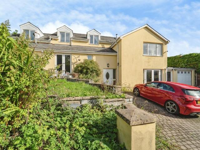 House for sale in St. Mary Out Liberty, Saundersfoot