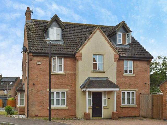House for sale in Monkston Park, Milton Keynes