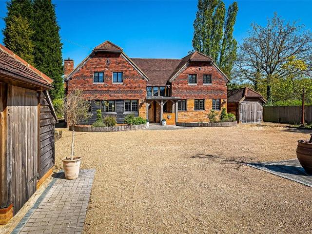 House for sale in Pachesham Park, Surrey