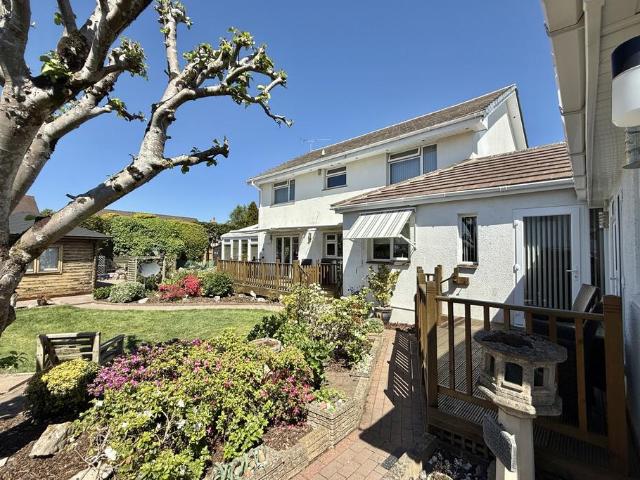 House for sale in St Leonards, East Dorset