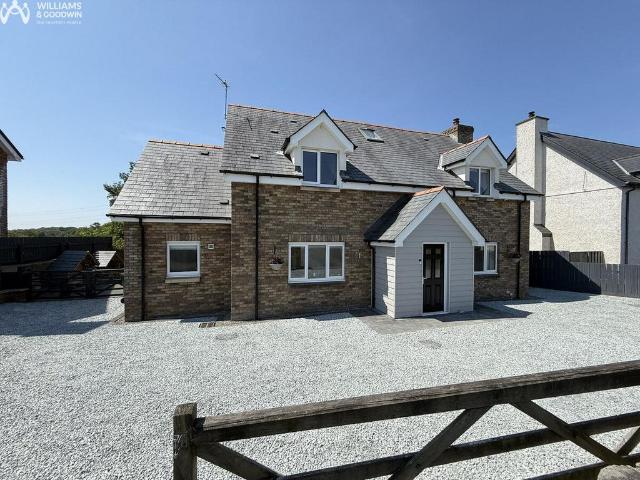 House for sale in Llangefni, Wales