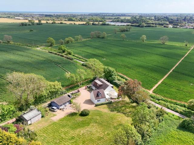 House for sale in Littlecote, West Sussex