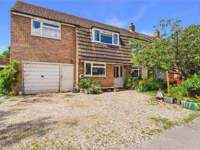 House for sale in Bucklebury, West Berkshire