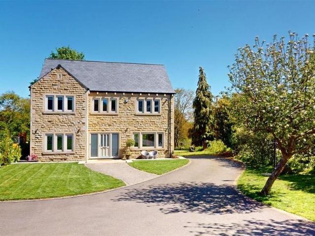 House for sale in Stone Chair, Northowram