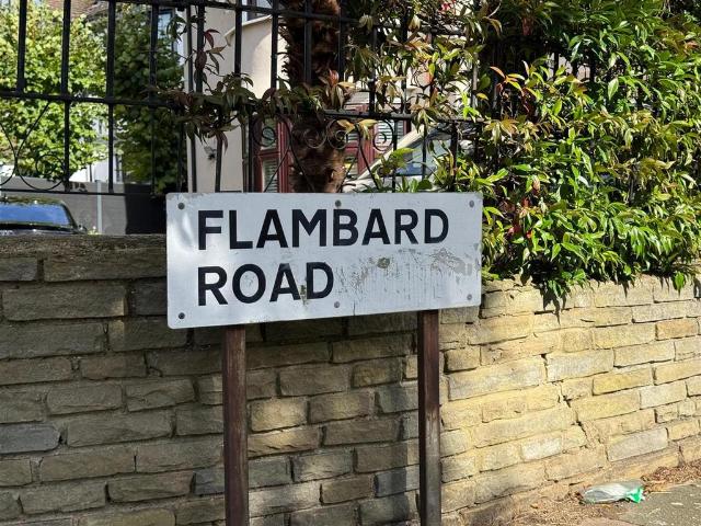 House for sale in Kenton, Greater London