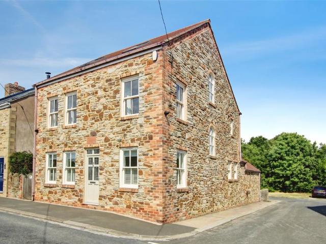 House for sale in Esh