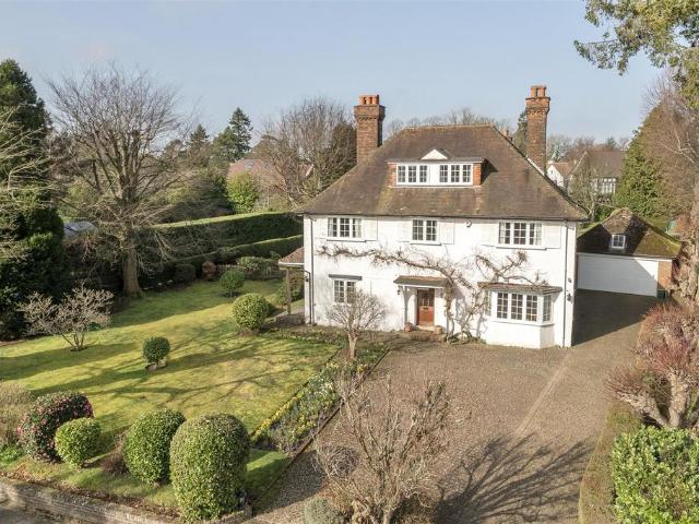 House for sale in Red Hill, Surrey