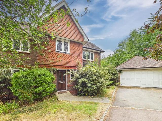 House for sale in Newell Green