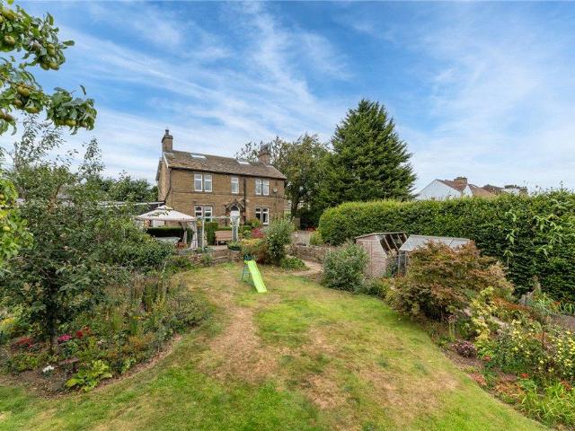 House for sale in Bingley, West Yorkshire