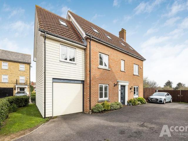 House for sale in Collier Row, Greater London
