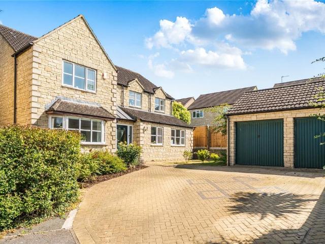 House for sale in The Reddings, Golden Valley