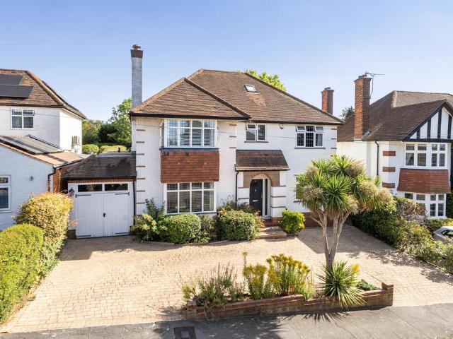 House for sale in Batchworth, Hertfordshire