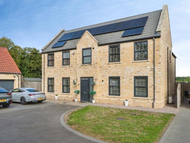 House for sale in Doddington, Fenland