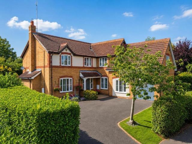 House for sale in Northampton, Northamptonshire