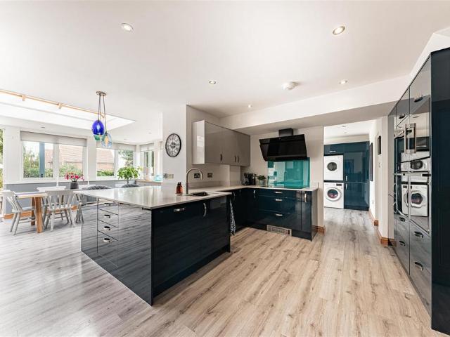 House for sale in Ash, Kent