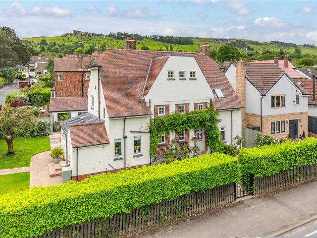 House for sale in Ben Rhydding, Ilkley