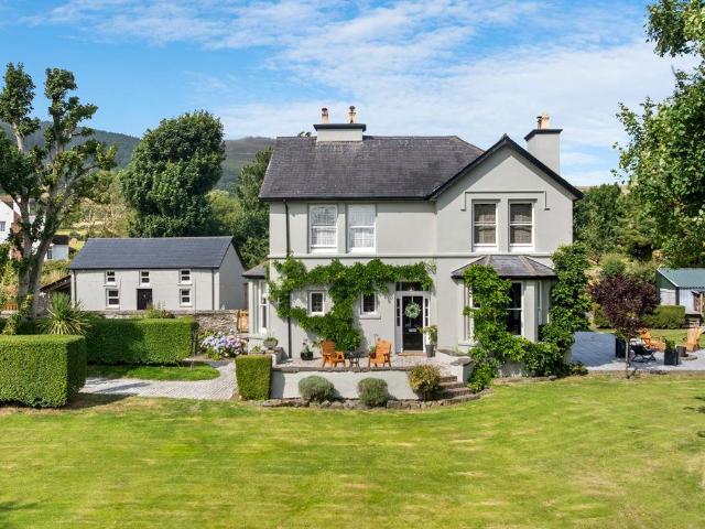House for sale in Great Crosby, Sefton