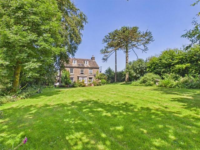 House for sale in Trenault, Pipers Pool
