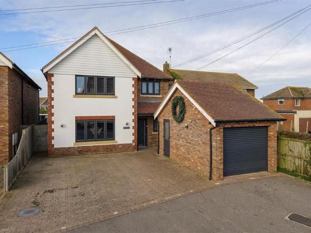 House for sale in Hillborough, The Bridge