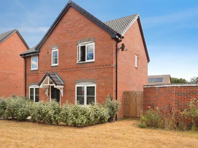 House for sale in Shepshed, Elmfield