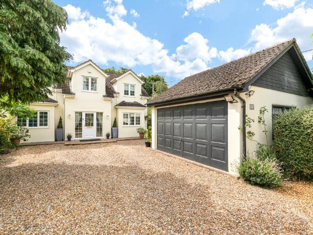 House for sale in Finchampstead