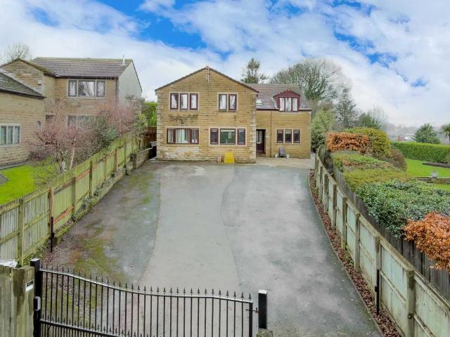 House for sale in Birstall, Kirklees