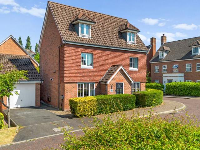 House for sale in Winwick Park, Warrington