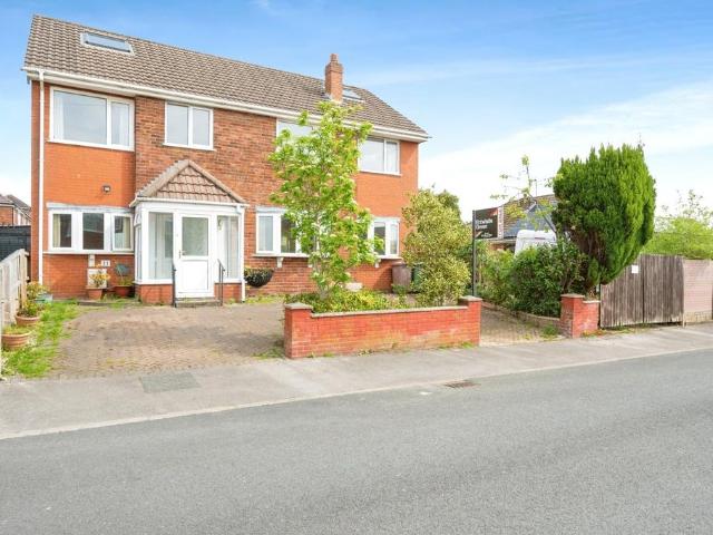 House for sale in Billinge, St Helens