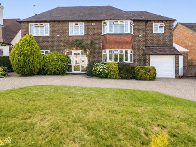 House for sale in London Borough of Croydon, Greater London