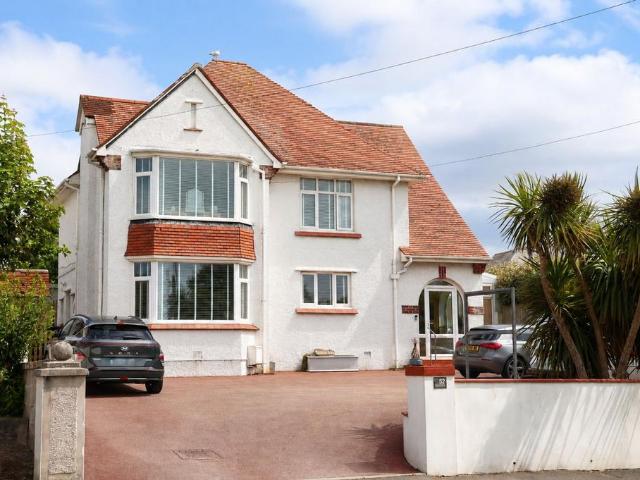 House for sale in Newquay, Cornwall