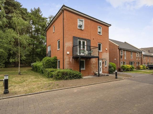 House for sale in Easthampstead, Bracknell