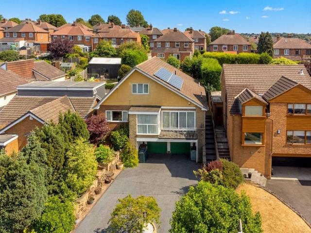 House for sale in Gedling, East Midlands