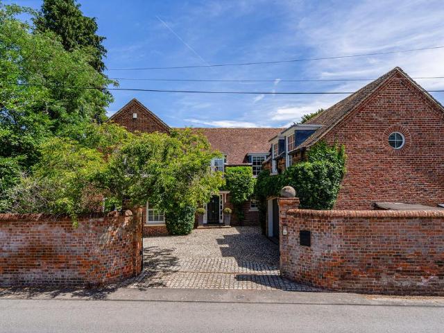 House for sale in Chieveley, West Berkshire