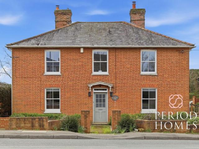 House for sale in Clapgate, Navestock Side