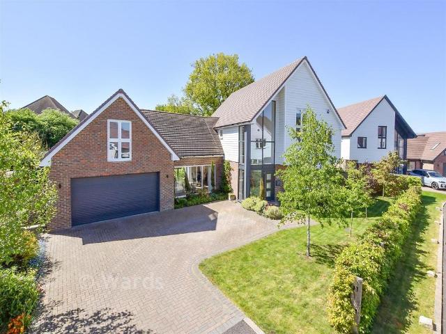 House for sale in Midway, Kent