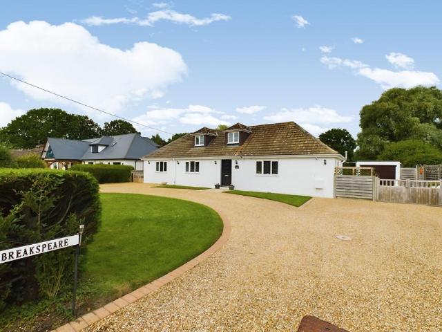 House for sale in Horsham, West Sussex