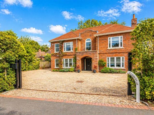 House for sale in Radlett, Hertfordshire