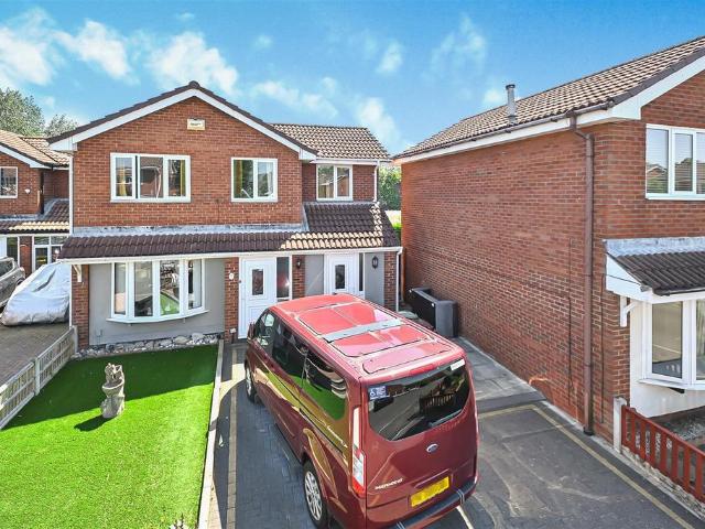 House for sale in Westleigh, Wigan
