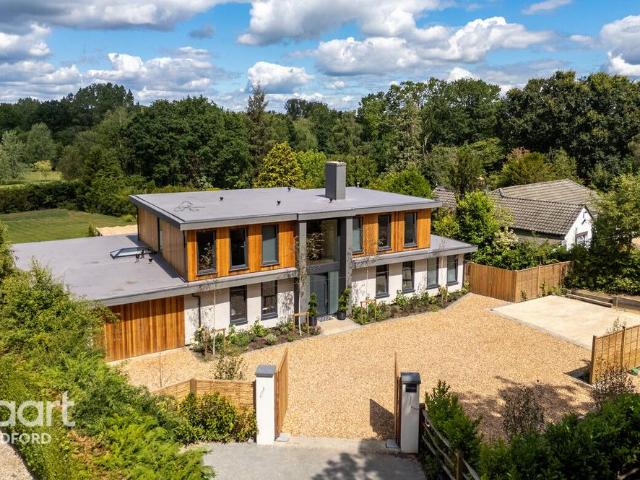 House for sale in Worplesdon, Westborough