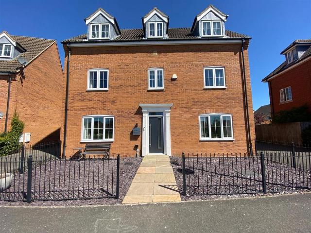 House for sale in Hampton Hargate, Peterborough