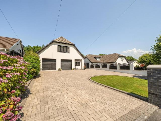 House for sale in Ammanford, Wales